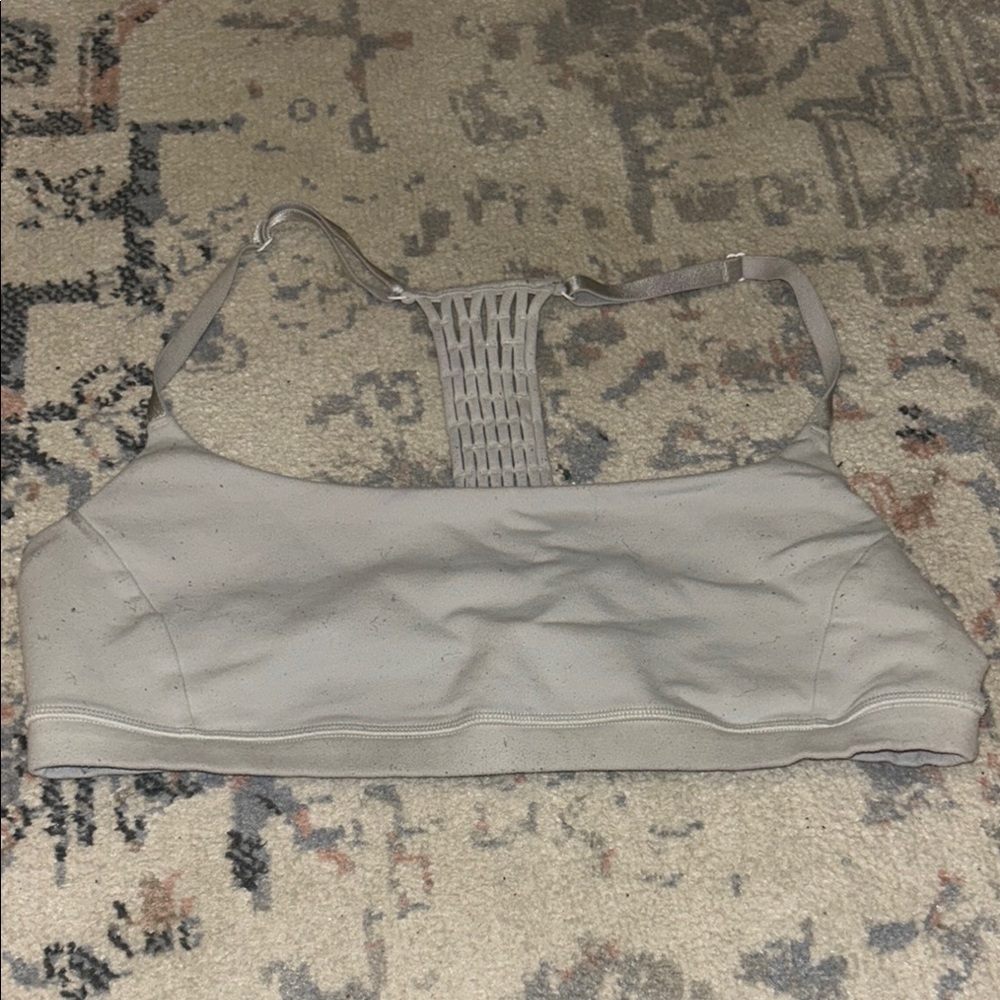 Lululemon white sports bra size 10
